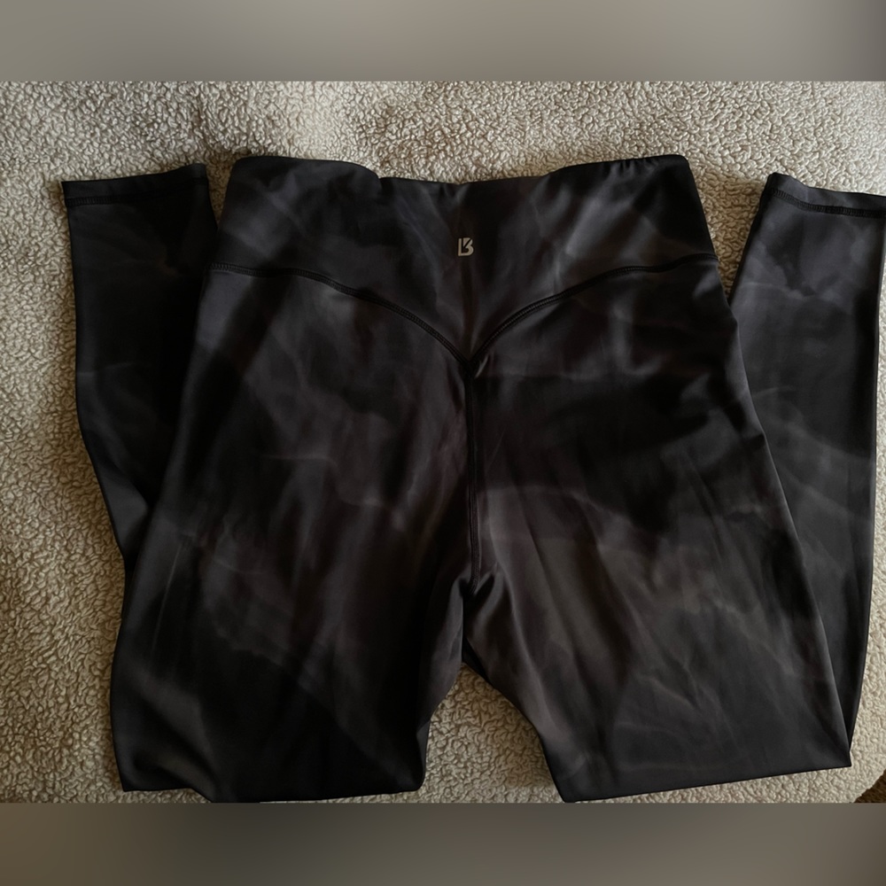 💕 Buffbunny Charcoal Meta Marble High-Rise Leggings - Picture 3 of 8